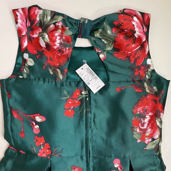 Beautiful new floral dress for girls from The Children’s Place. Size 10. - Picture 4 of 8
